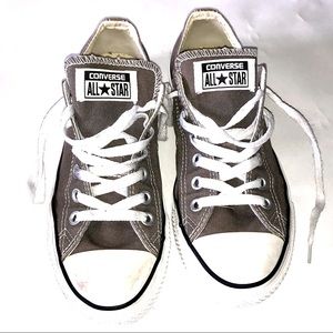 Converse Low Top Chuck Taylors
